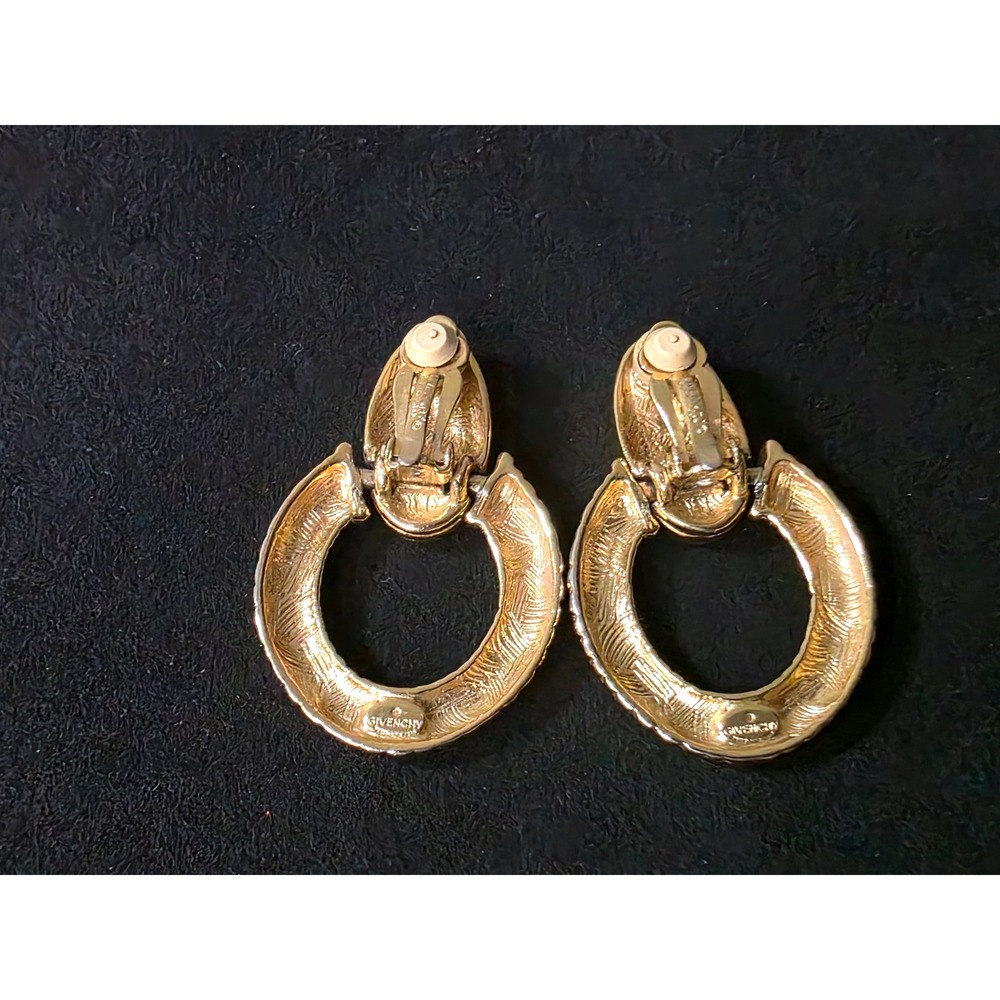 Vintage Givenchy LOGO Door Knocker Earrings Gold Plated Ribbed Clip 80s - Picture 4 of 7